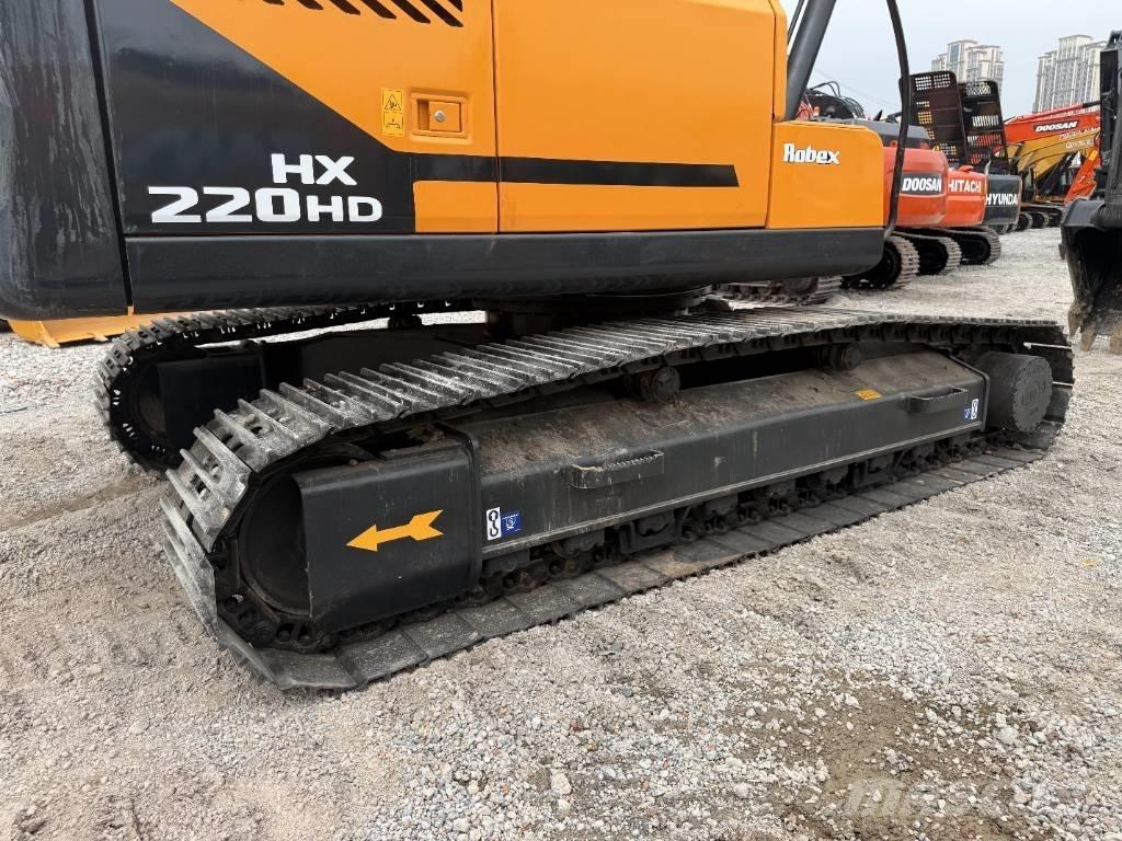 Hyundai HX 220 Kāpurķēžu ekskavatori