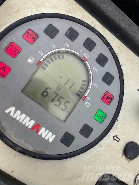 Ammann AXR 12 Divvalču grunts veltņi