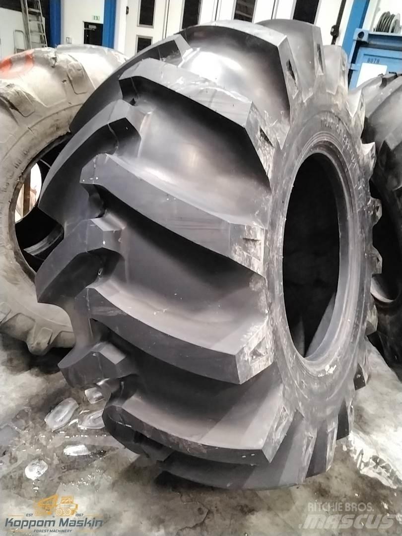 Nokian Trs 30,5-32 Riepas, riteņi un diski