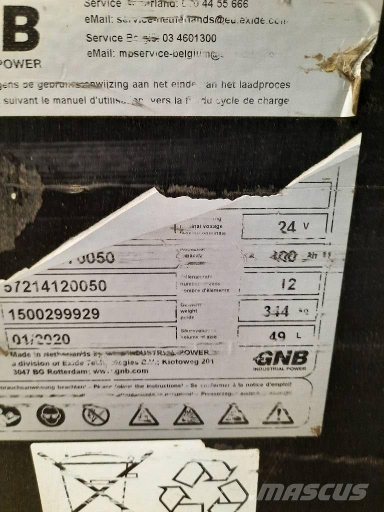 UniCarriers 200PMR Hidrauliskās stalažas ar platformu