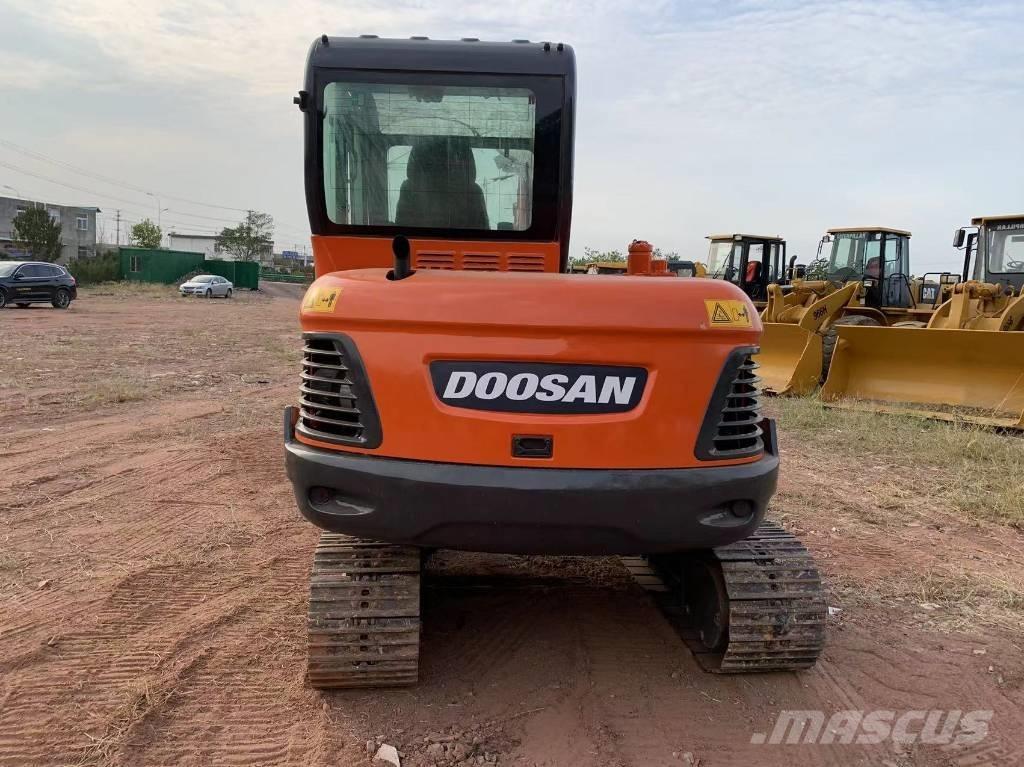 Doosan DX 55 Mini ekskavatori < 7 t