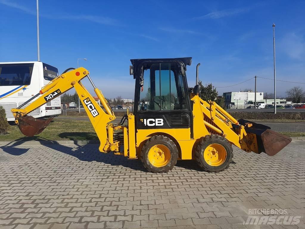 JCB 1 CX Ekskavatori-iekrāvēji