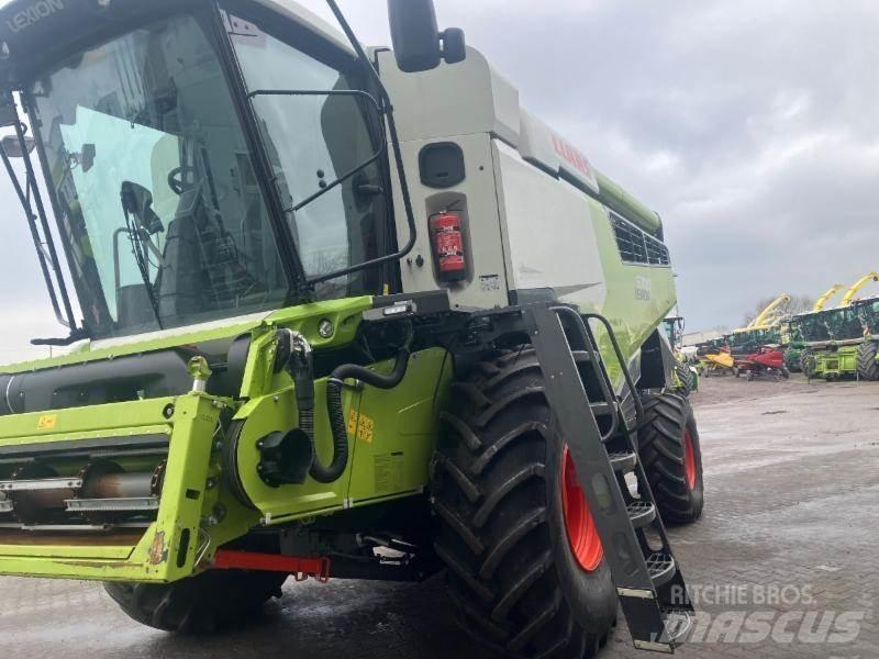 CLAAS LEXION 6700 Ražas novākšanas kombaini