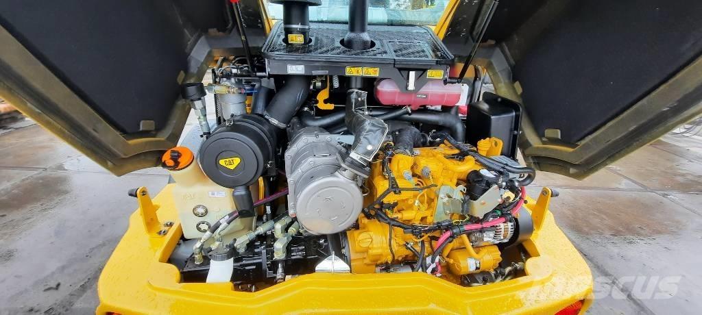 CAT 908M Iekrāvēji uz riteņiem