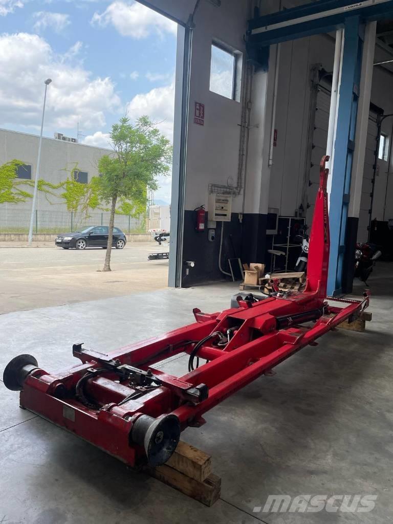 Multilift XR 10 S 36 Preču konteineri