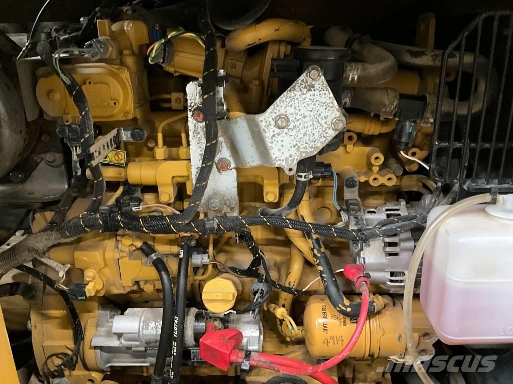 CAT 308 CR Vidēja lieluma ekskavatori 7 t - 12 t