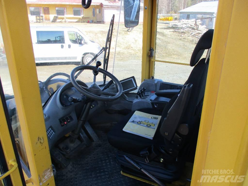 Volvo L 70 D Iekrāvēji uz riteņiem