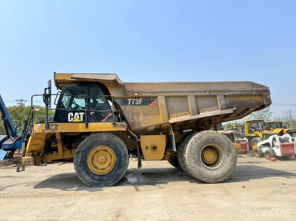 CAT 773 F Karjeras kravas automašīnas