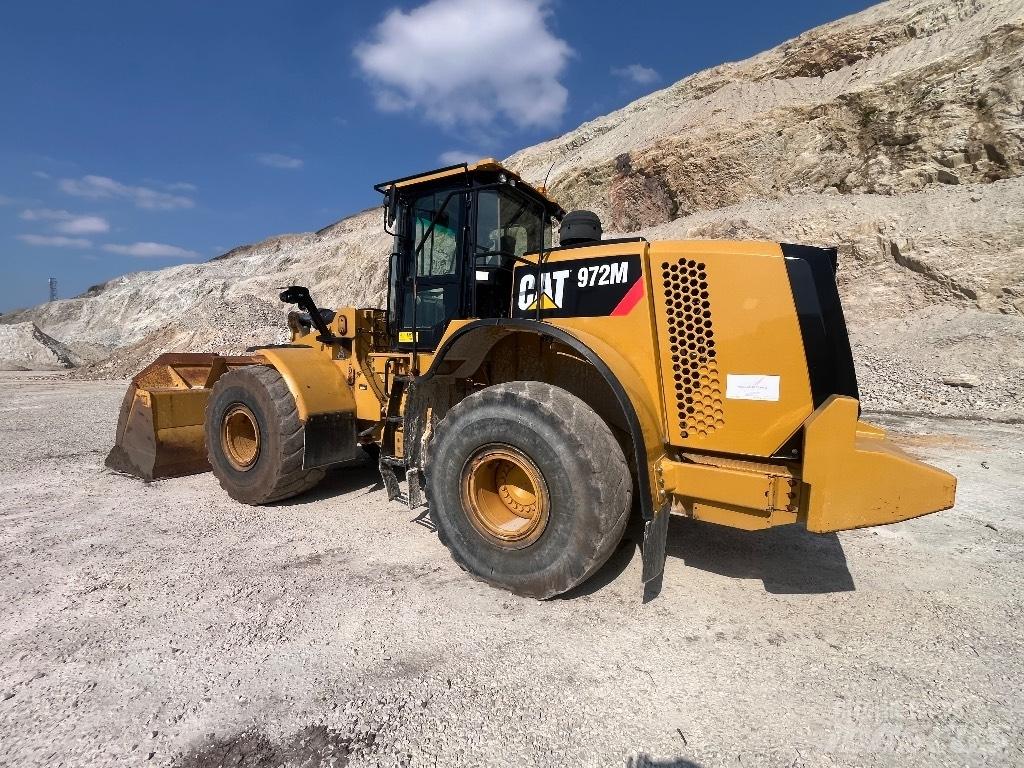 CAT 972m Iekrāvēji uz riteņiem