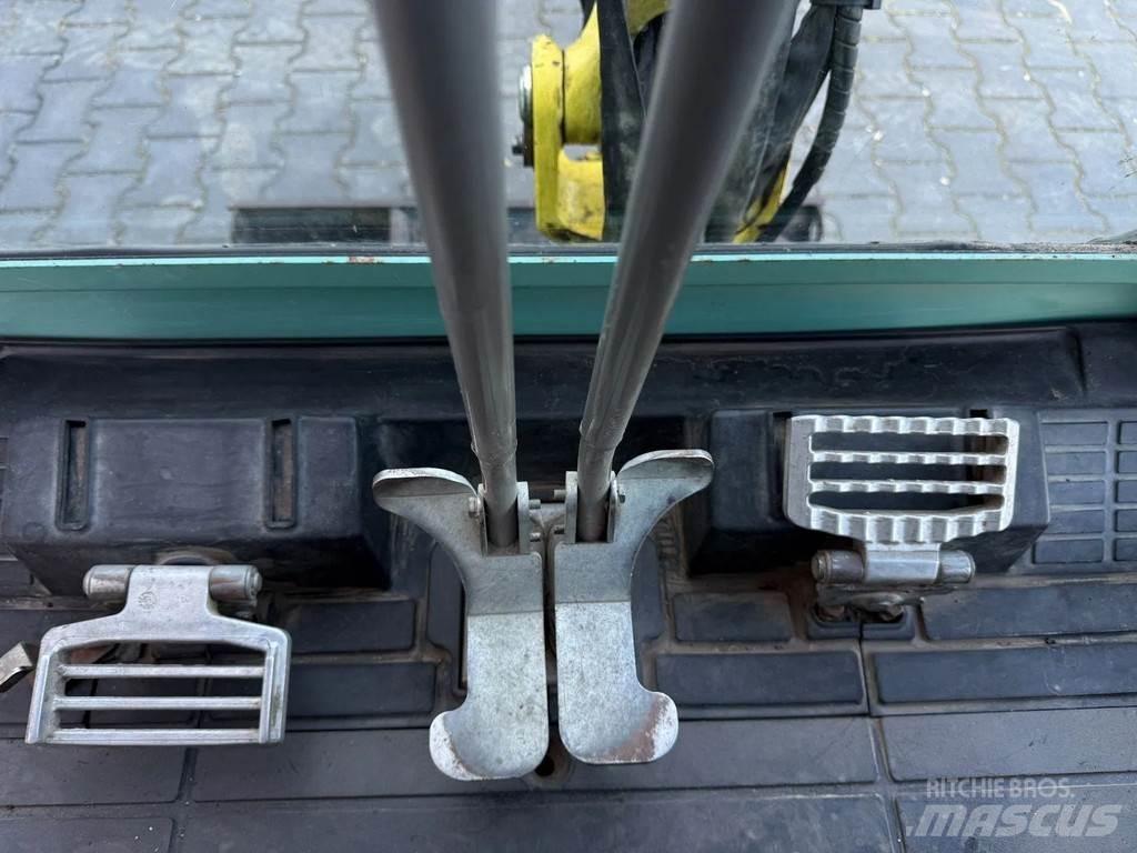 Yanmar SV17 Mini pacēlāji