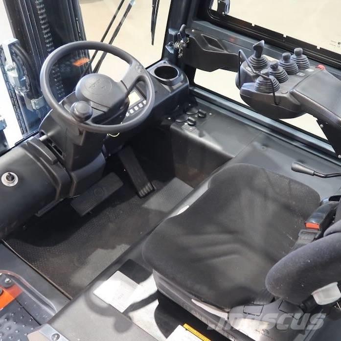 Toyota 8FBMT30 Elektriskie iekrāvēji