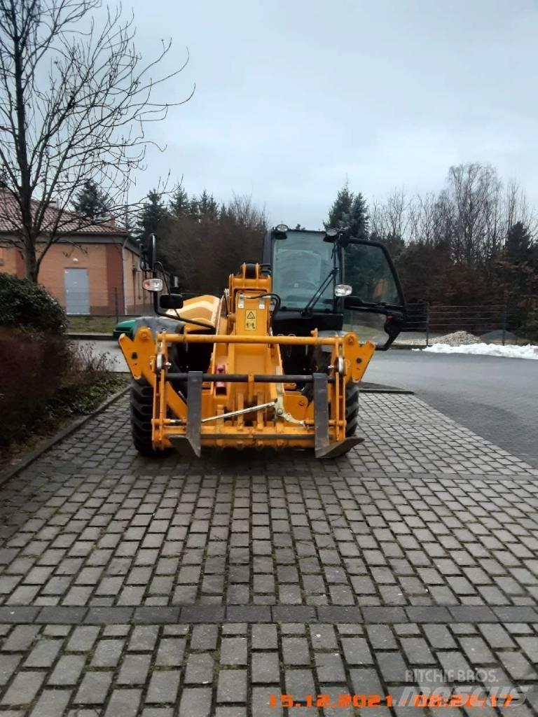JCB 540-140 Teleskopiskie manipulatori