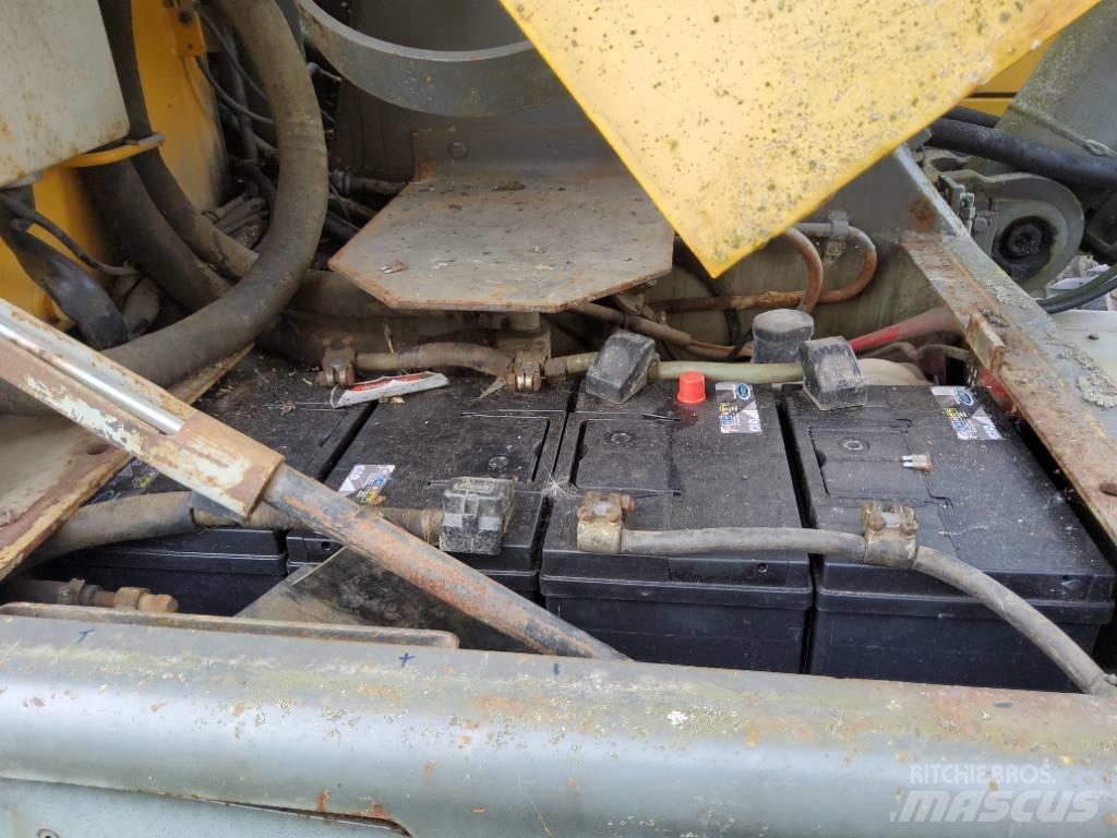 Volvo EW 200 Ekskavatori uz riteņiem