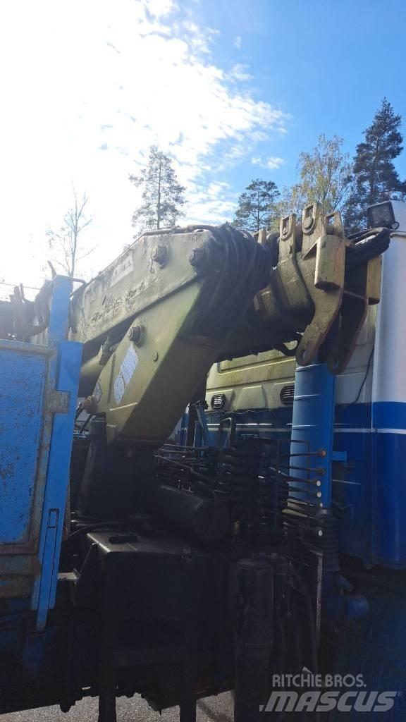 Volvo F 12 Smagās mašīnas ar celtni