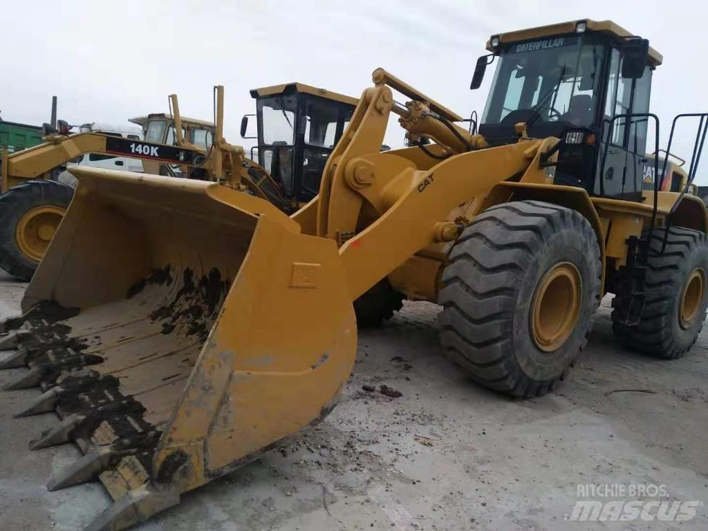 CAT 966H Iekrāvēji uz riteņiem