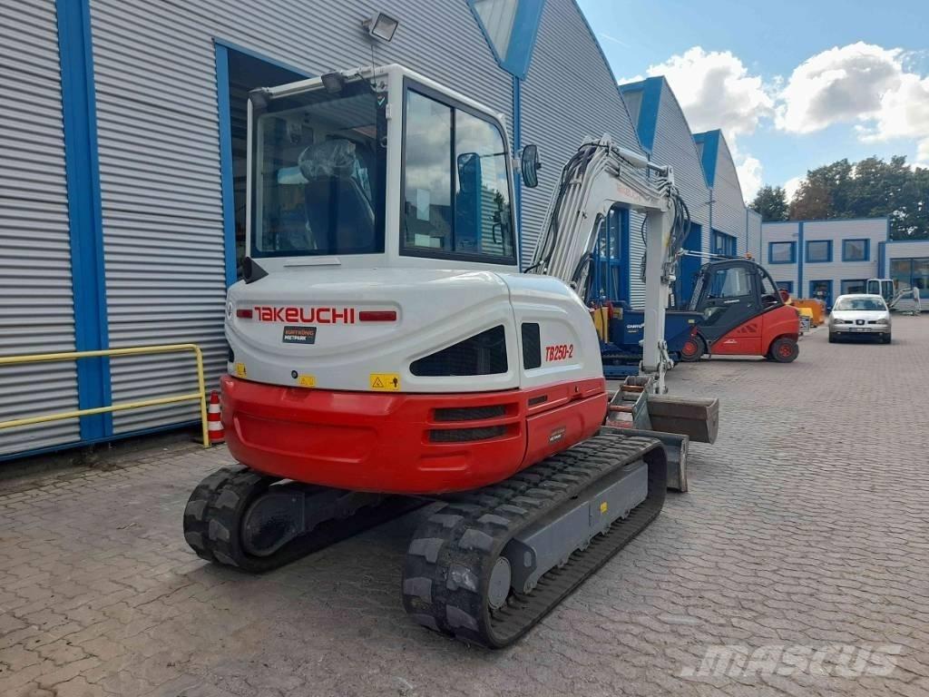 Takeuchi TB 250-2 Mini ekskavatori < 7 t
