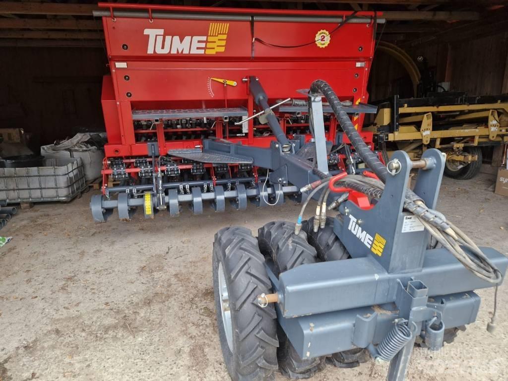 Tume Titan 3000 Kombinētās sējmašīnas