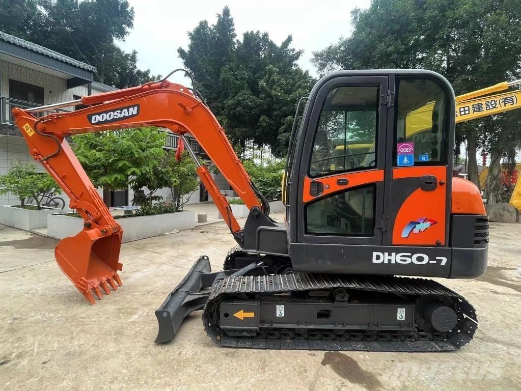 Doosan DH 60-7 Mini ekskavatori < 7 t