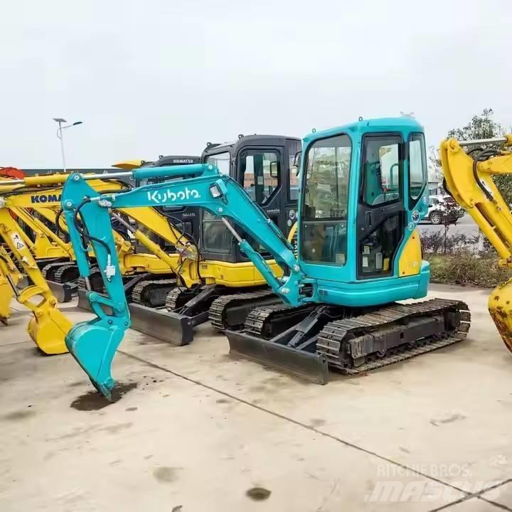 Kubota U30 Kāpurķēžu ekskavatori