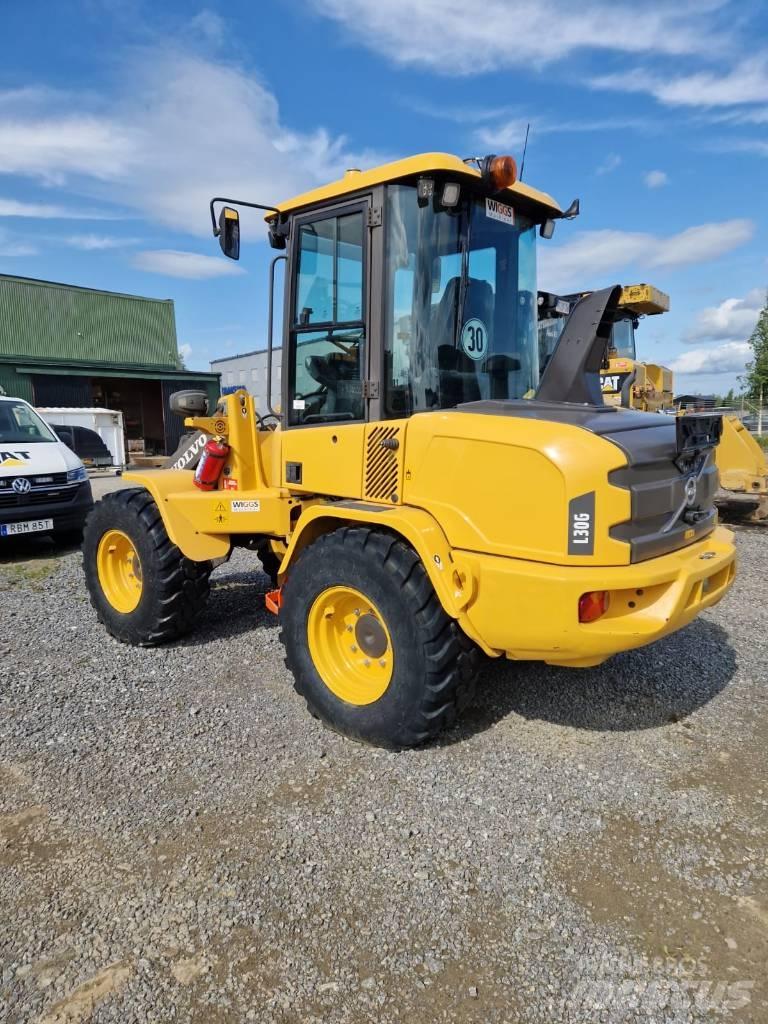 Volvo L 30 G Iekrāvēji uz riteņiem