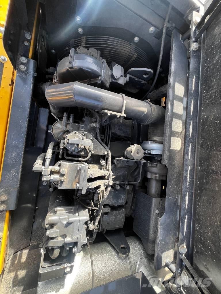 Komatsu PC 450-8 Kāpurķēžu ekskavatori