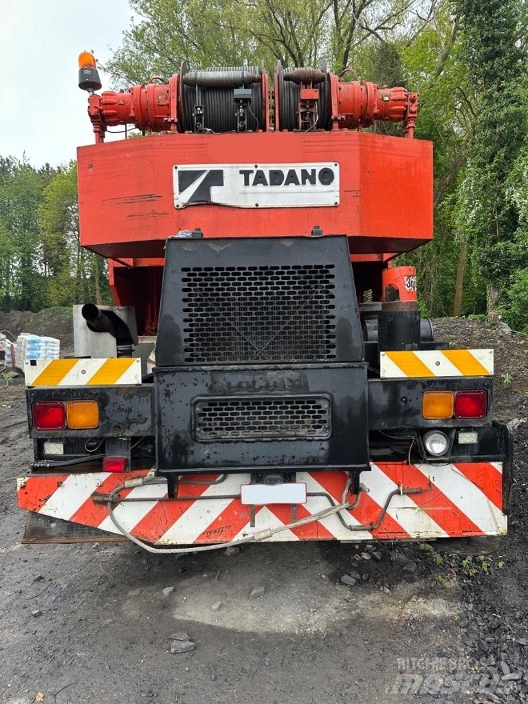 Tadano TR 300 EX Celtņi nelīdzenām virsmām