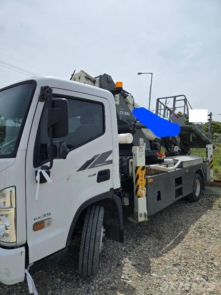 DASAN CT300L Pacēlāji uz automašīnas bāzes