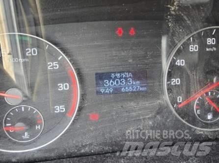 DASAN CT300L Pacēlāji uz automašīnas bāzes