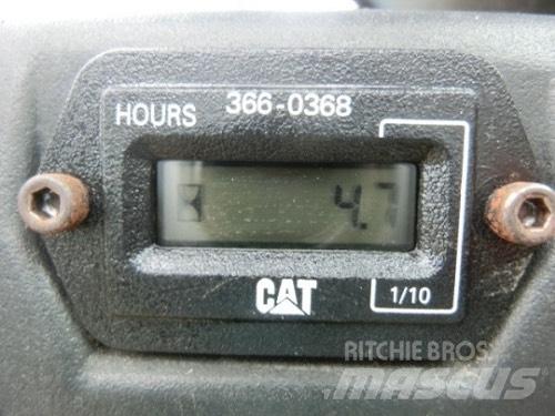 CAT 901B Iekrāvēji uz riteņiem