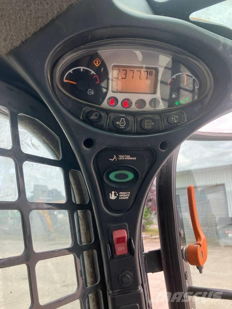 Bobcat T 770 Kāpurķēžu iekrāvēji
