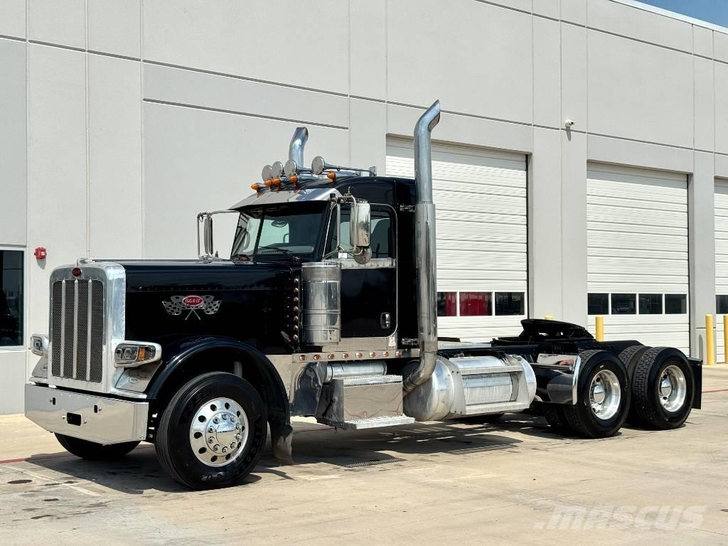 Peterbilt 389 Vilcēji