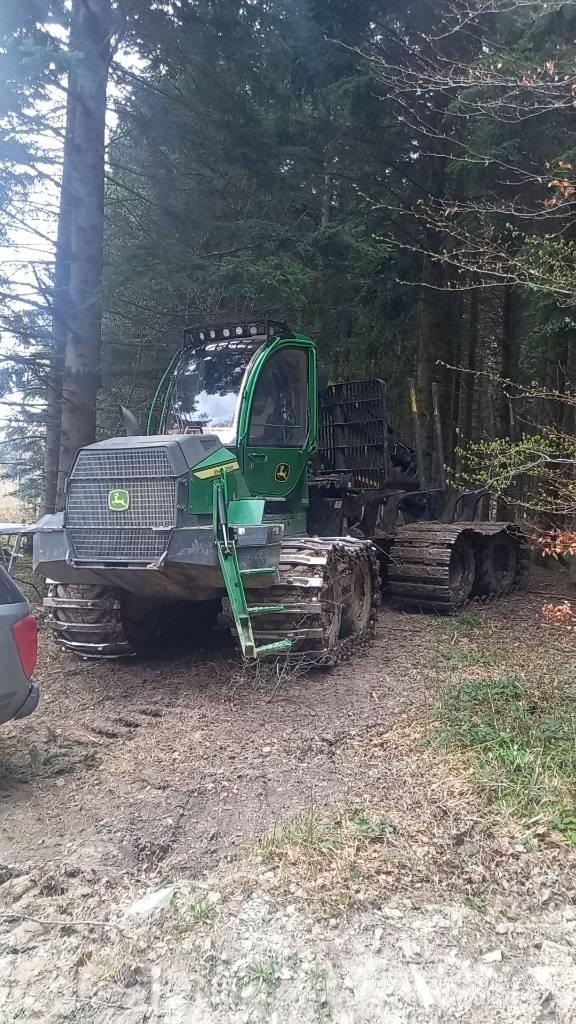 John Deere 1010 G Forvarderi