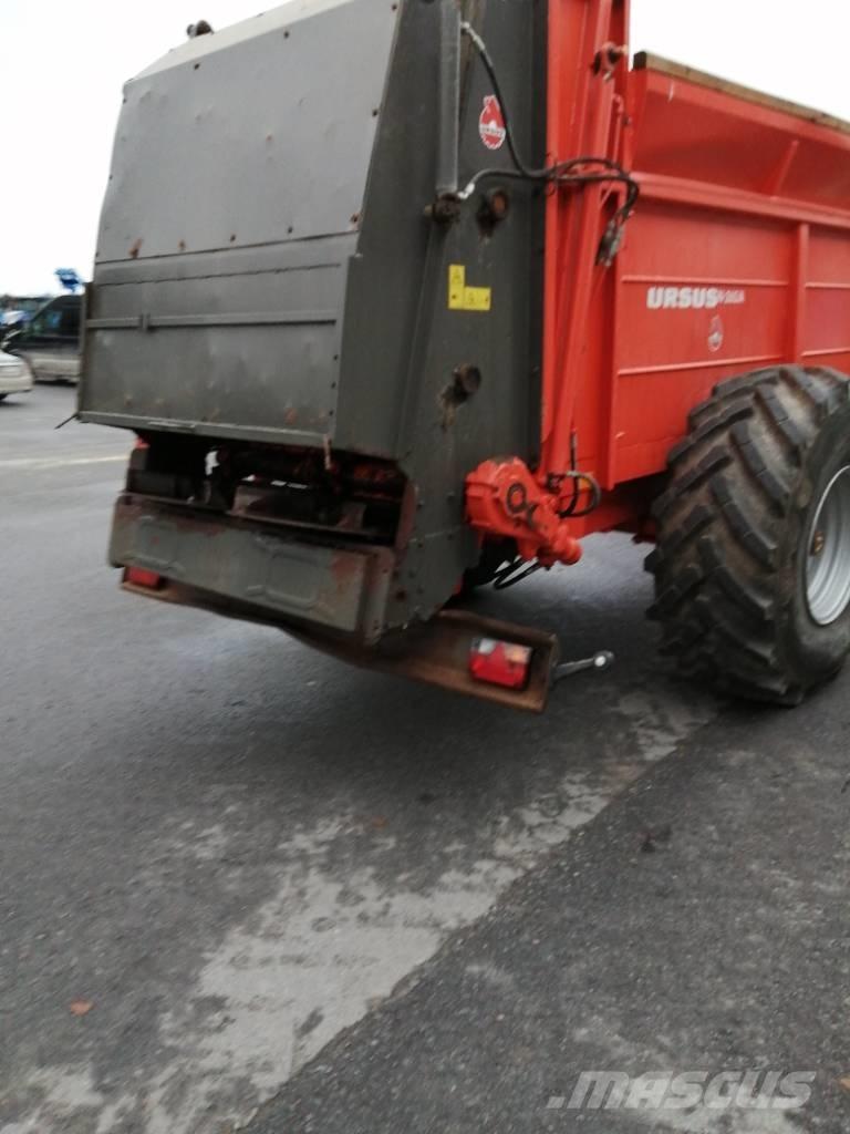 Ursus N-265/A Mēslojuma izkliedētājs