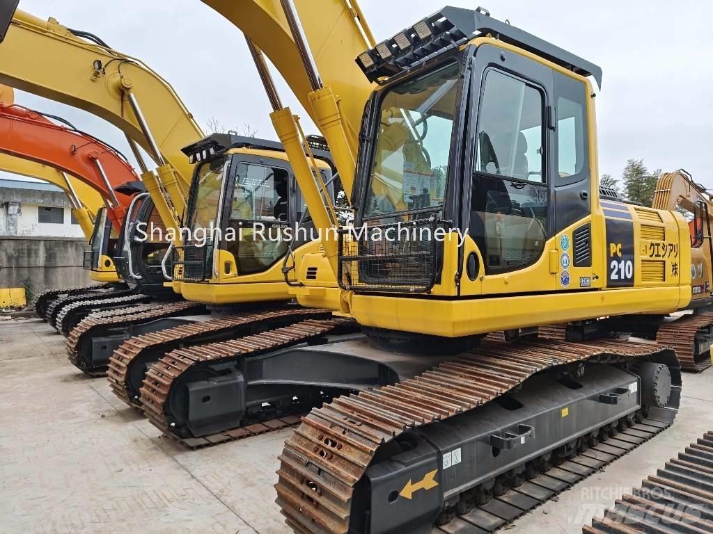 Komatsu PC210-8 Kāpurķēžu ekskavatori