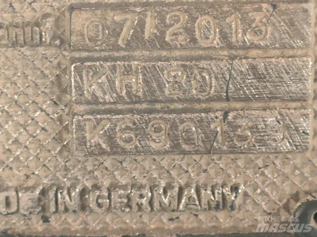 Klemm 806-3D Vieglie urbji