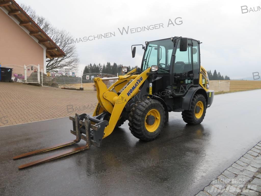 Komatsu WA 70M Iekrāvēji uz riteņiem