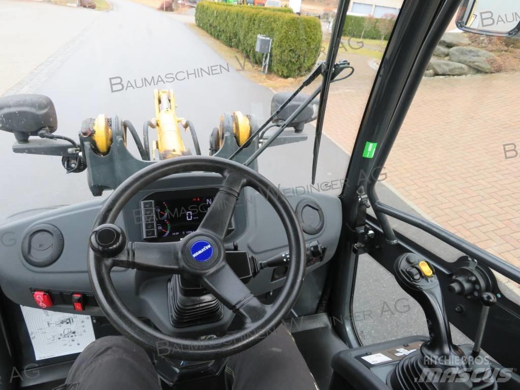 Komatsu WA 70M Iekrāvēji uz riteņiem