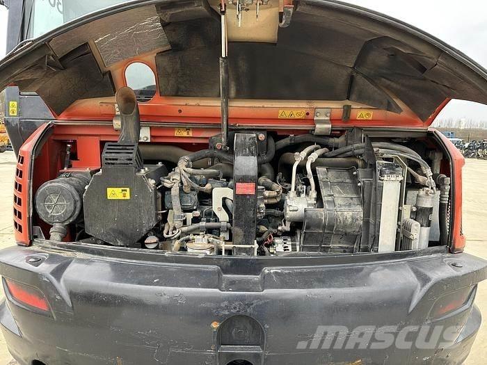 Kubota KX080-4A2 Vidēja lieluma ekskavatori 7 t - 12 t