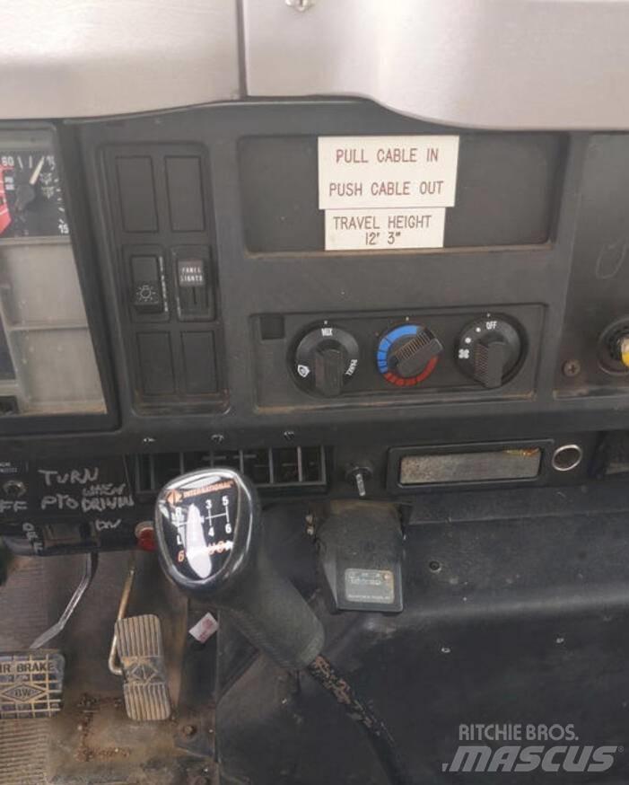 International 4700 Pilsētas atkritumvedēji