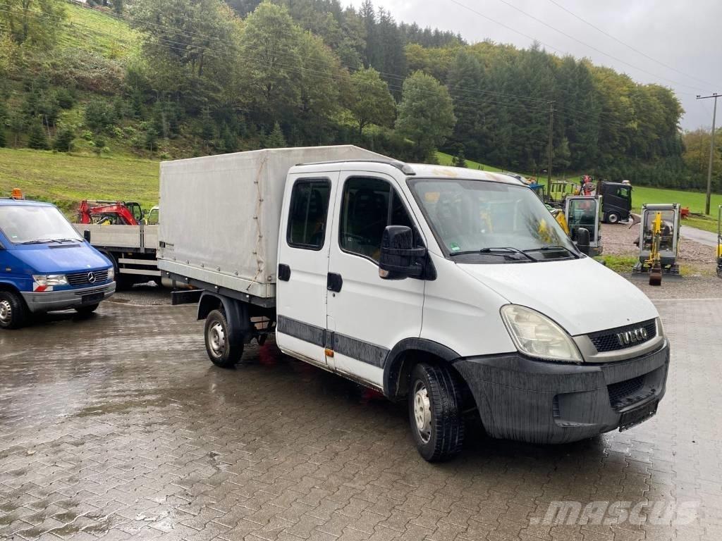 Iveco Daily 2.3 Vieglais kravas automobilis/izkraušana no sāniem