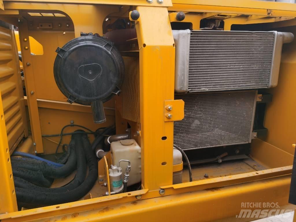 Komatsu PC 220-7 Kāpurķēžu ekskavatori