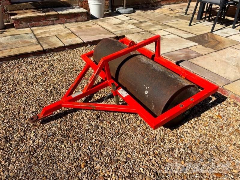 Kubota B 2350 Traktori