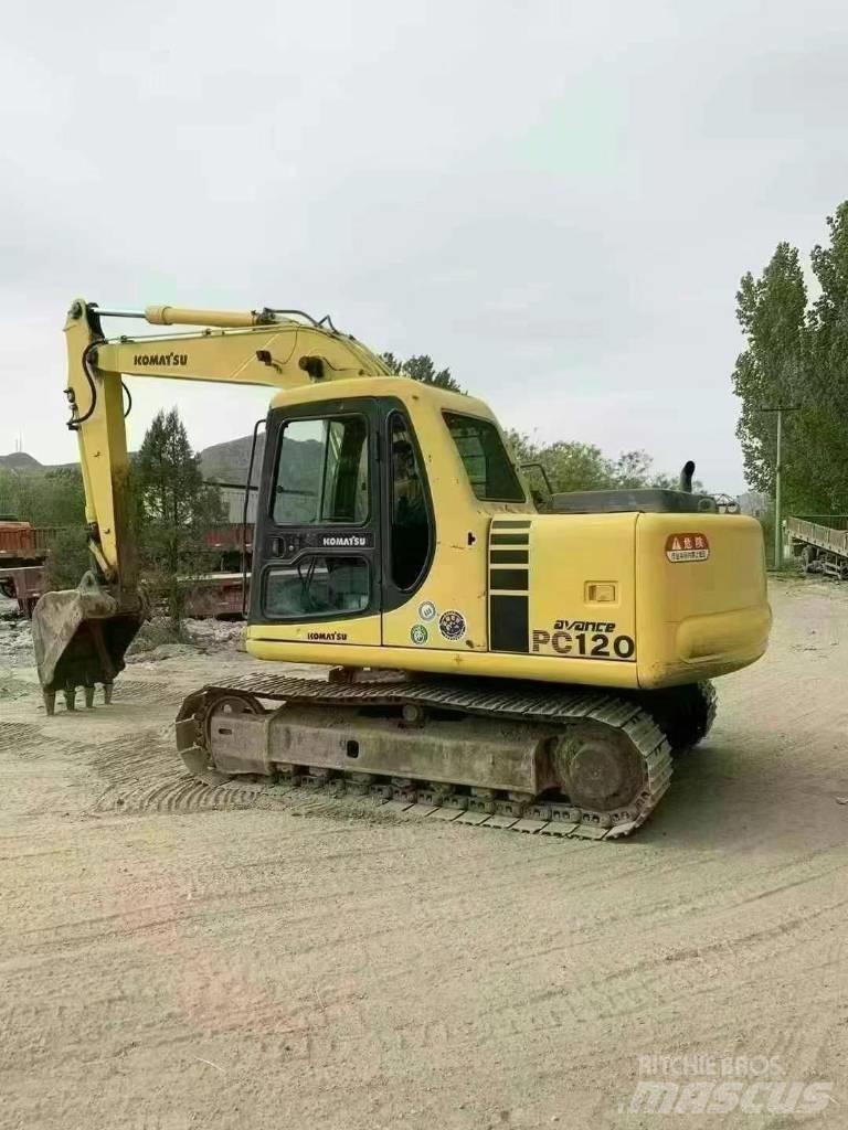 Komatsu PC 120-6 Vidēja lieluma ekskavatori 7 t - 12 t
