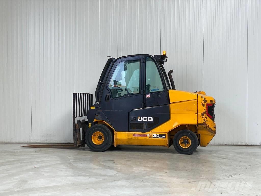 JCB TLT30-19D-2WD Tehnika ar dīzeļa dzinēju