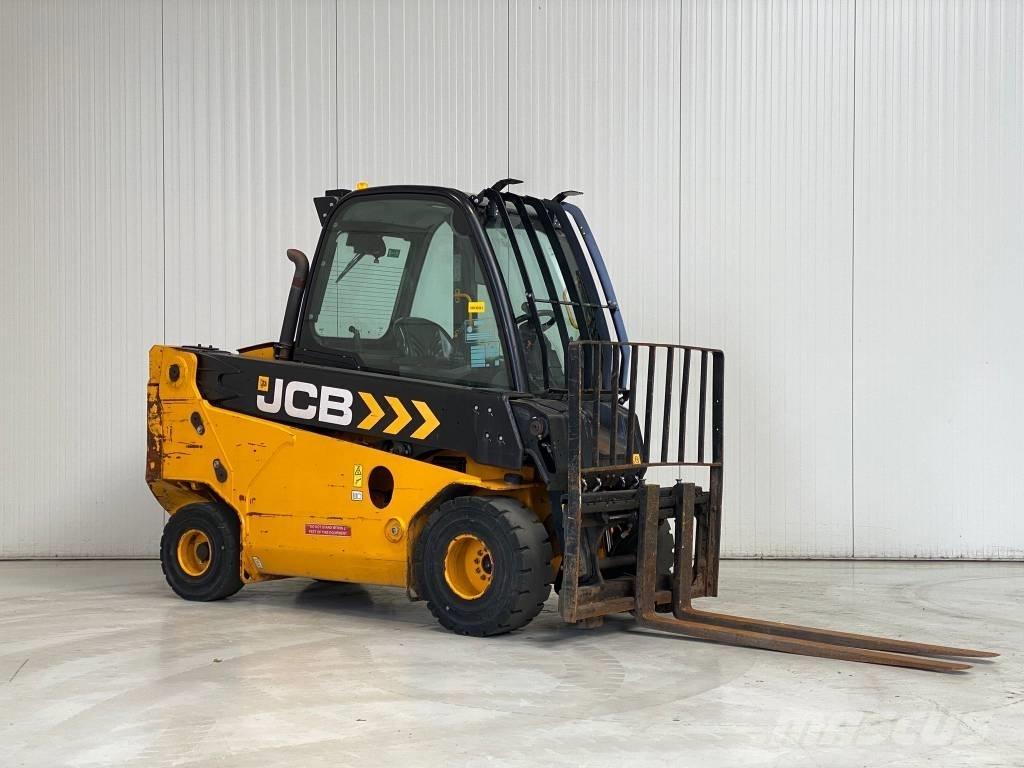 JCB TLT30-19D-2WD Tehnika ar dīzeļa dzinēju