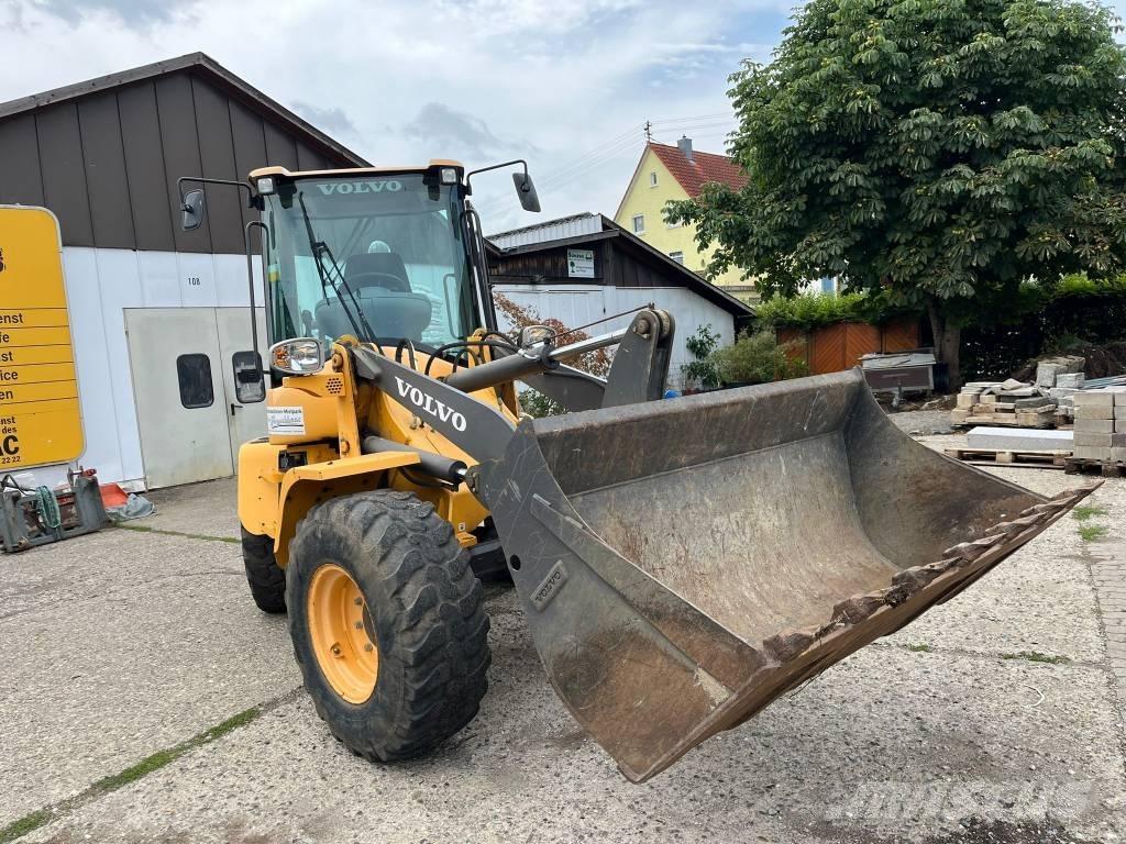 Volvo L 35 G Iekrāvēji uz riteņiem