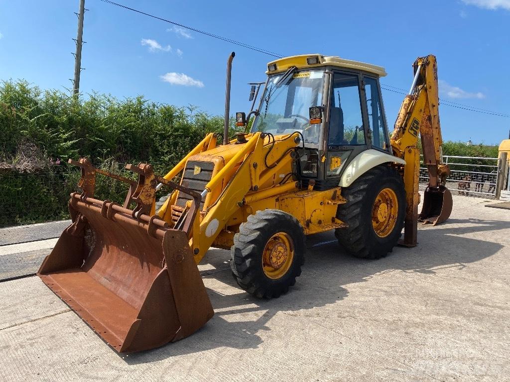 JCB 3 CX Ekskavatori-iekrāvēji