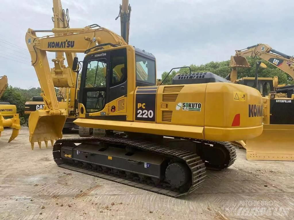 Komatsu PC220LC-8 Kāpurķēžu ekskavatori