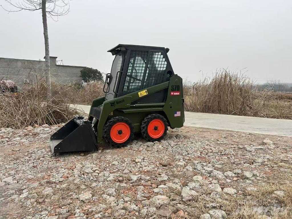 Bobcat S 70 Lietoti riteņu kompaktiekrāvēji