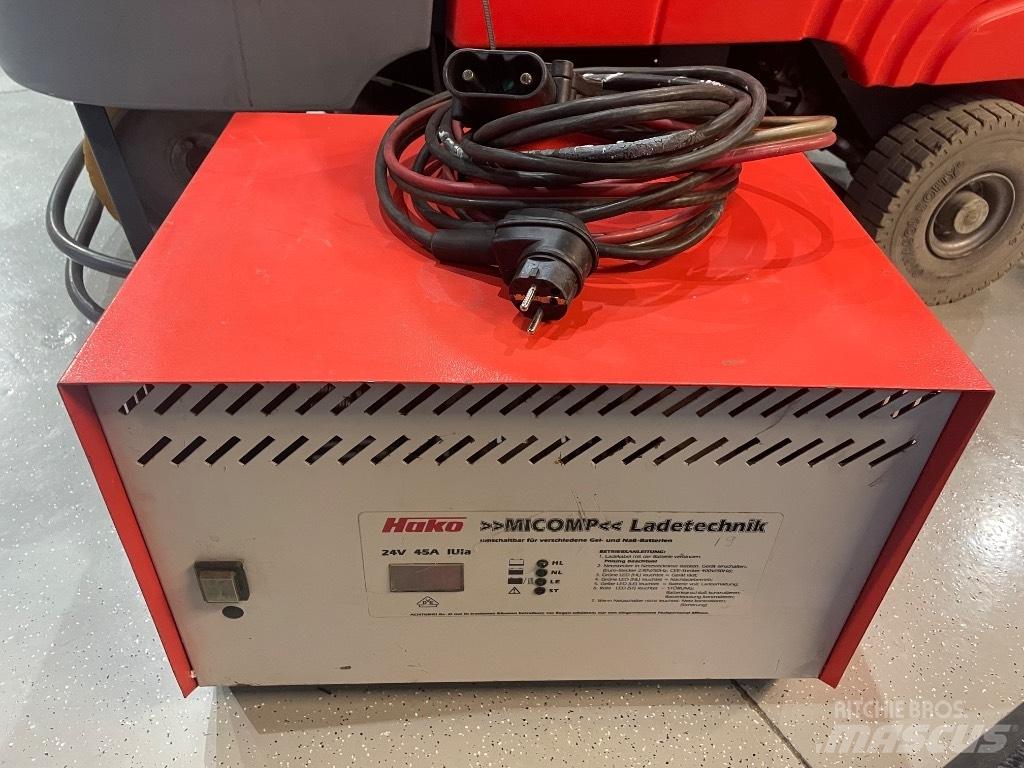 Hako B 750 R SOLD Ielu tīrīšanas mašīnas